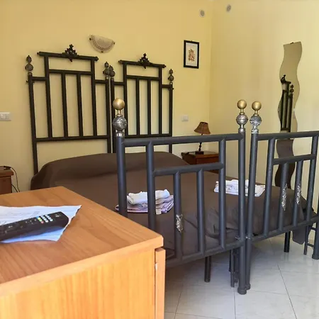 Agri Grotta Dell'eremita Farm stay