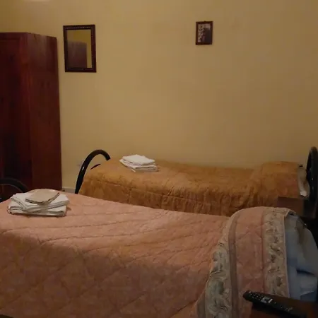 Agri Grotta Dell'eremita Farm stay *