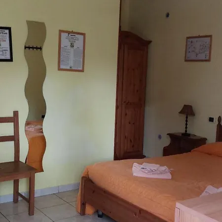 Agri Grotta Dell'eremita Farm stay Castelmezzano