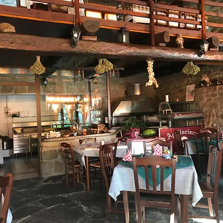 Agri Grotta Dell'eremita Farm stay Castelmezzano