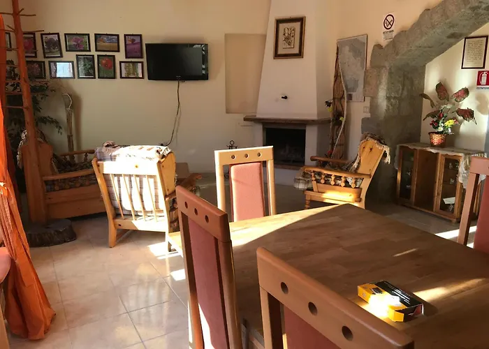 Agri Grotta Dell'eremita Vakantieboerderij Castelmezzano